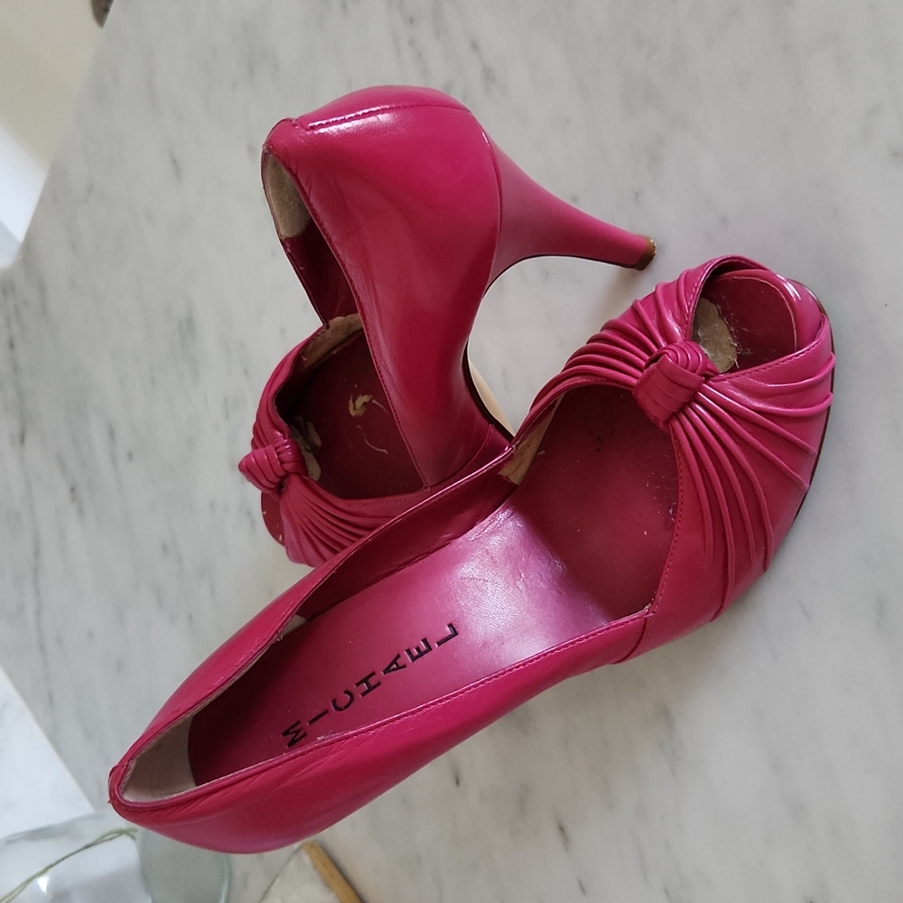 Hot Pink Pumps